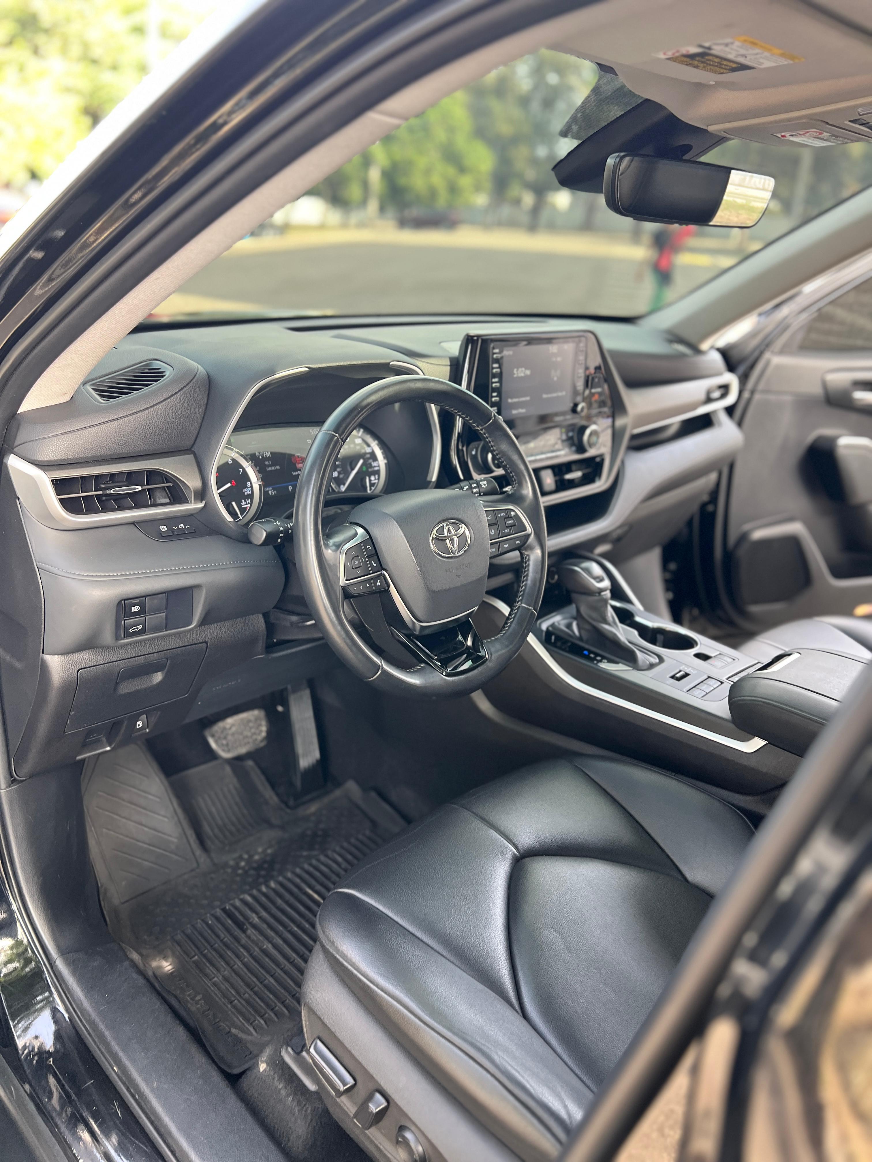 TOYOTA HIGHLANDER 2021